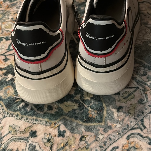 NWT - Picture 4 of 5